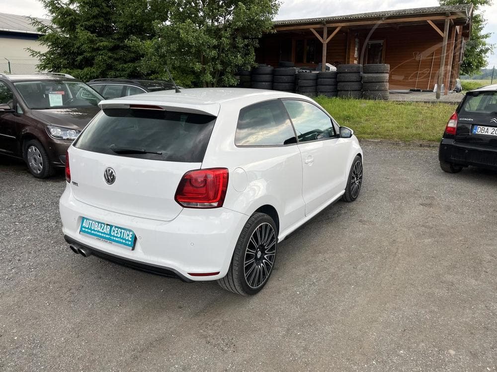 2010 Volkswagen POLO - 5