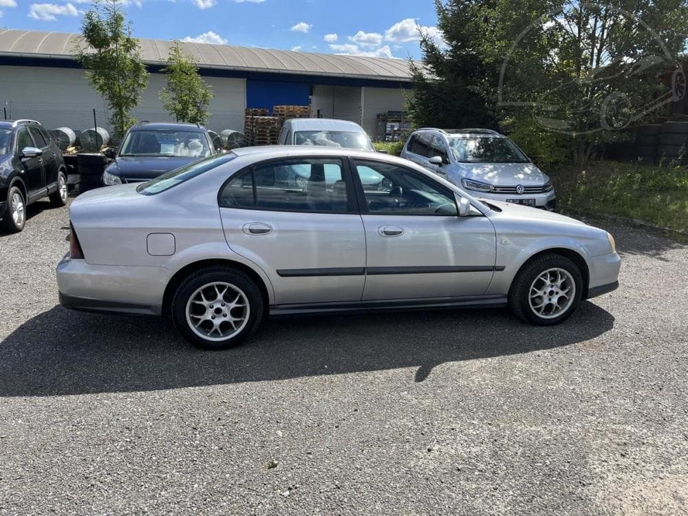2005 Chevrolet EVANDA - 6