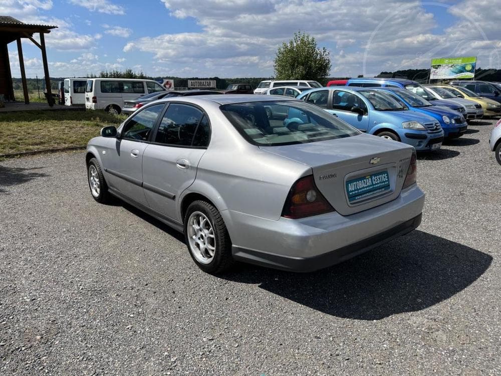 2005 Chevrolet EVANDA - 7