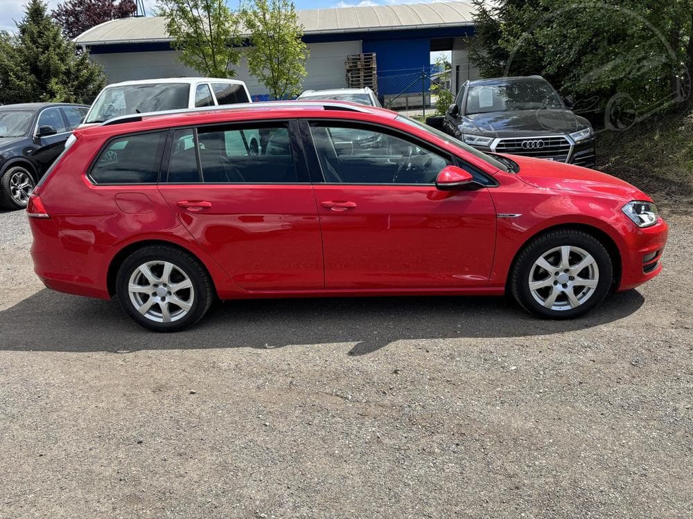 2015 Volkswagen Golf - 7