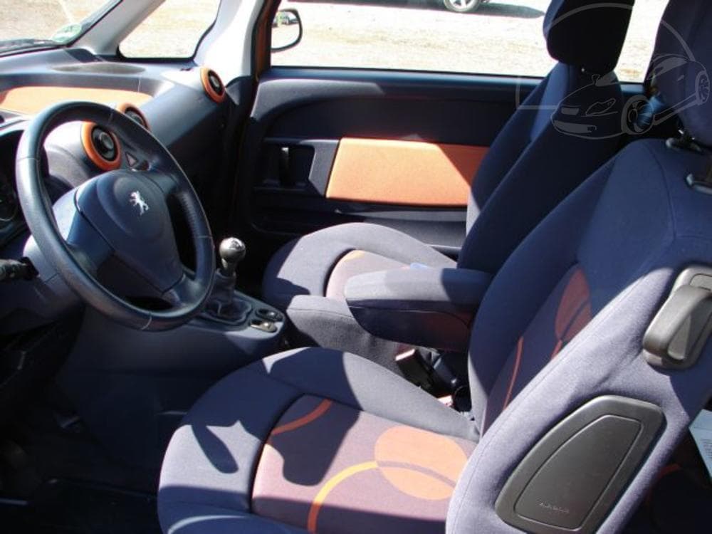 2005 Peugeot 1007 - 8