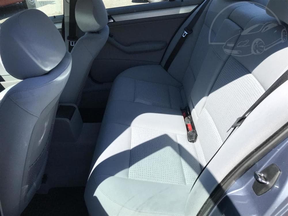 2002 BMW 3-Series - 9