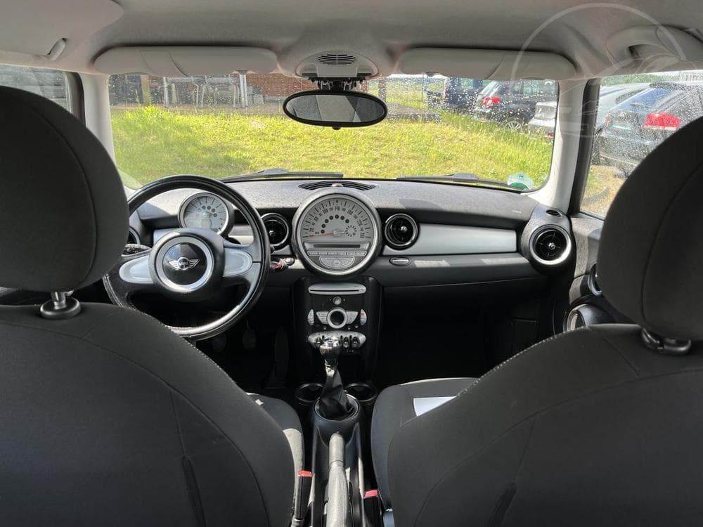 2009 Mini Cooper - 17