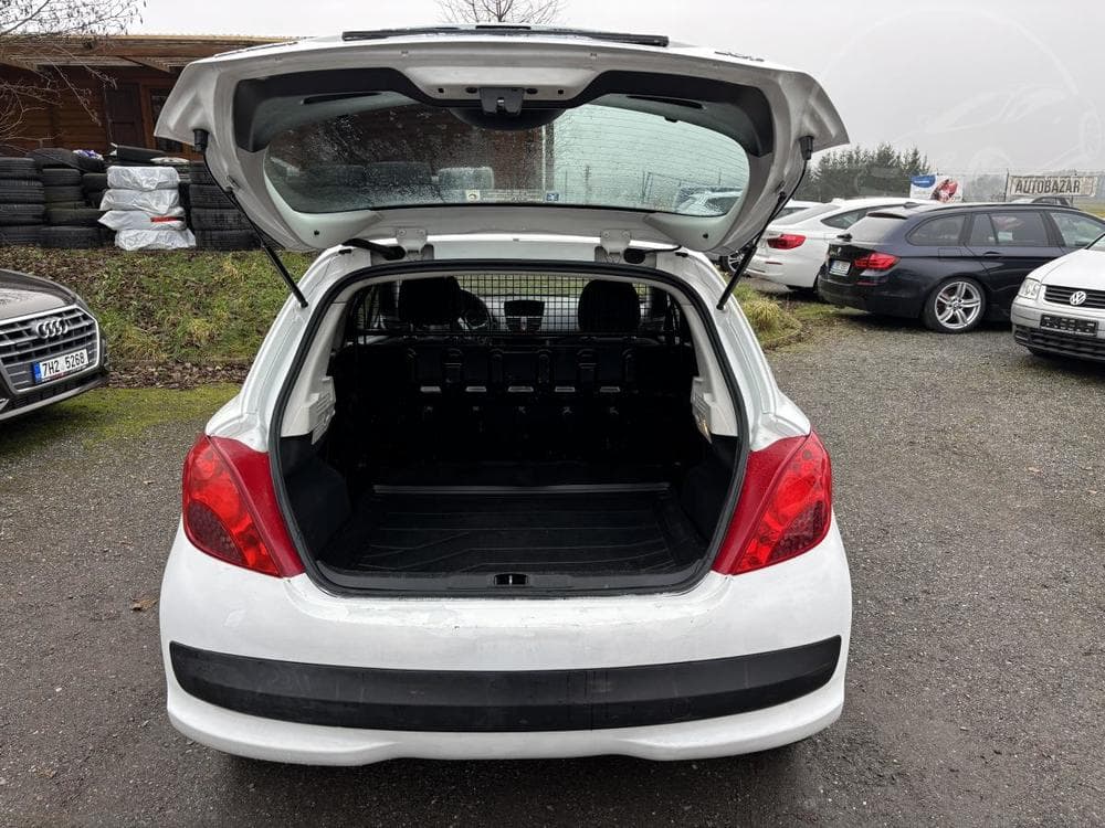 2008 Peugeot 207 - 9