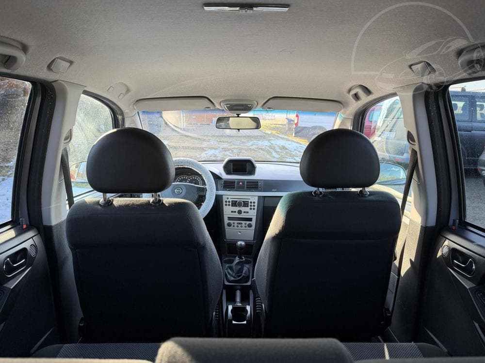 2010 Opel Meriva - 31