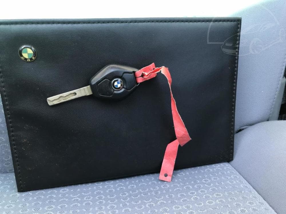 2002 BMW 3-Series - 13