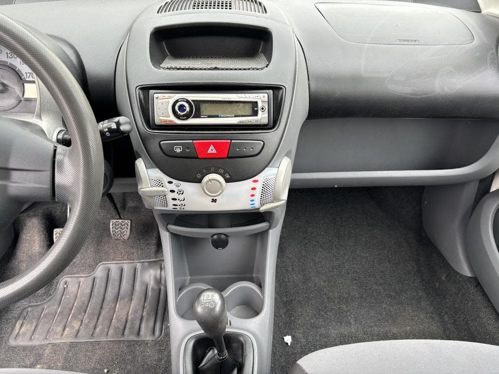 2009 Citroen C1 - 13