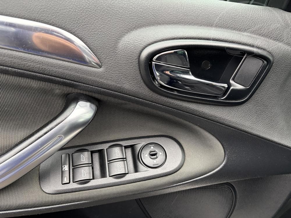 2007 Ford S-MAX - 14