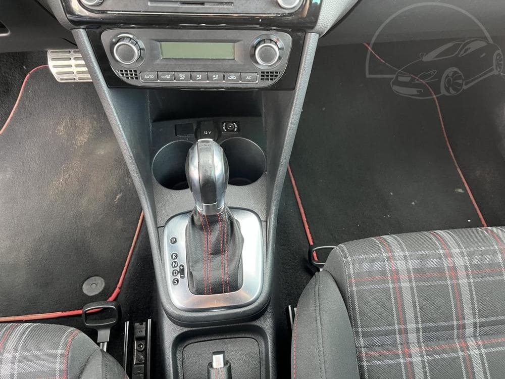 2010 Volkswagen POLO - 16