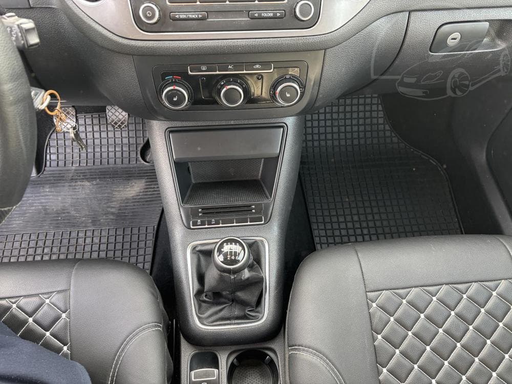 2011 Volkswagen TIGUAN - 18