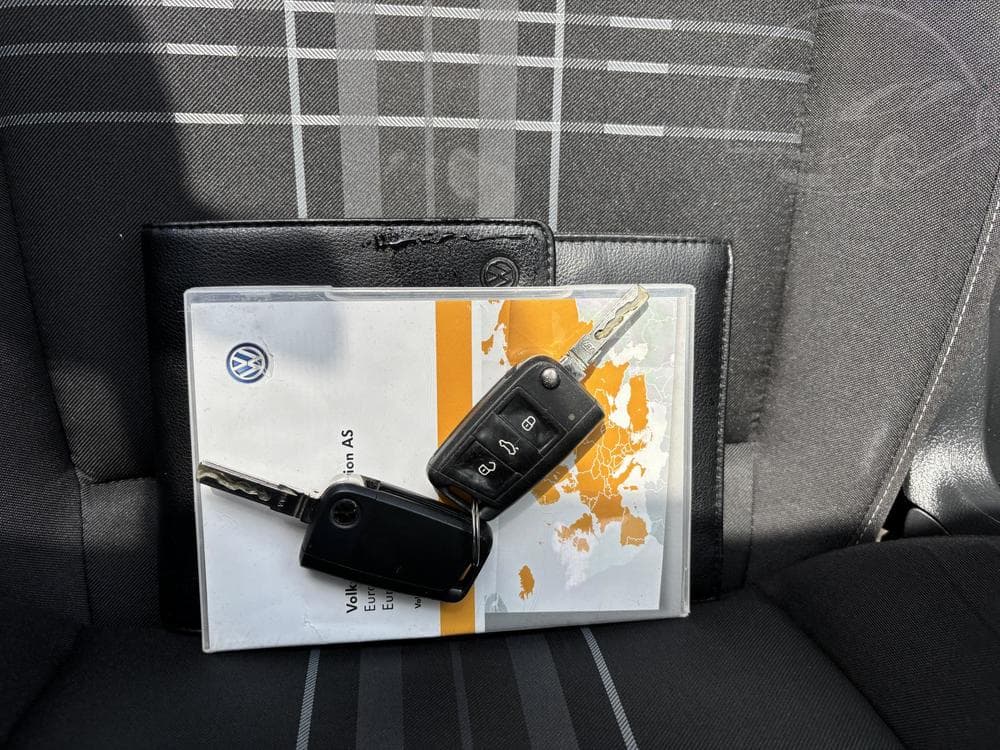 2015 Volkswagen Golf - 19