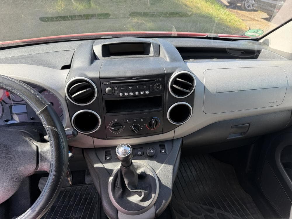 2011 Citroen BERLINGO - 19