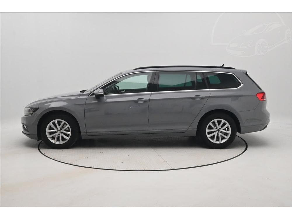 2022 Volkswagen PASSAT - 29