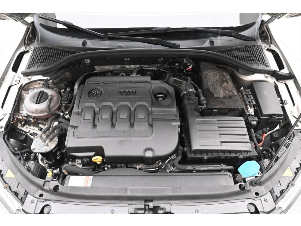 2014 Škoda OCTAVIA - 17
