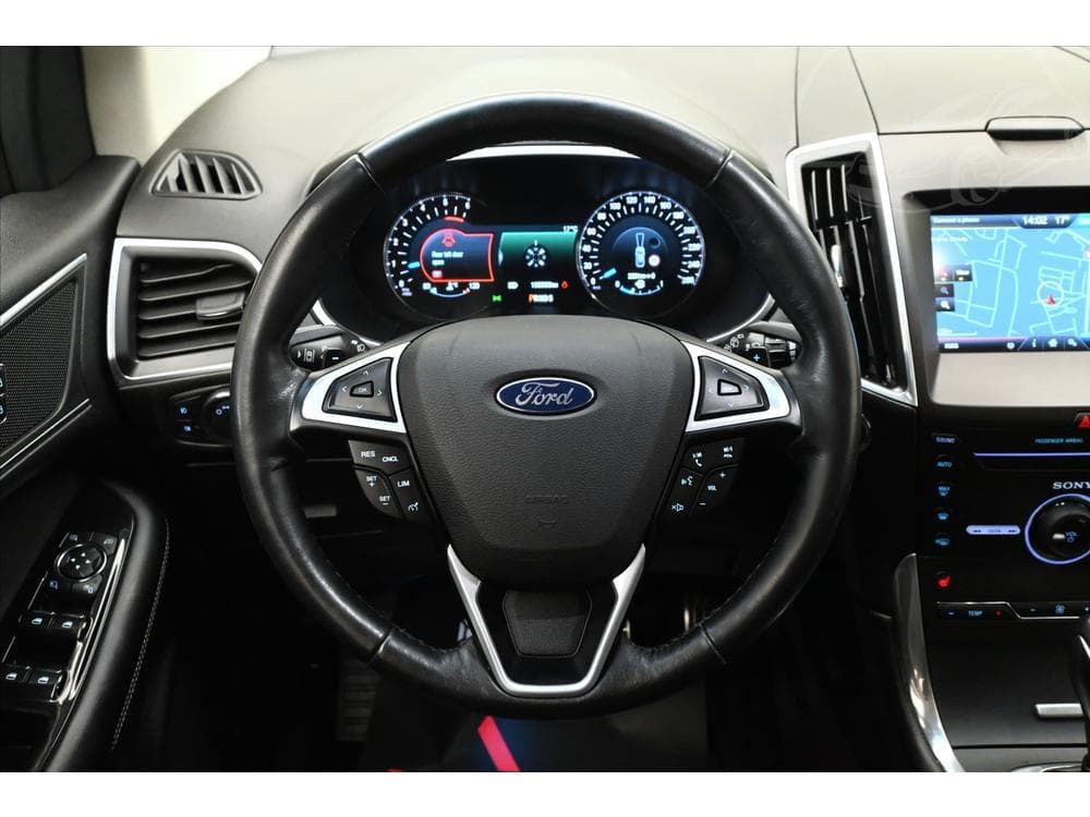 2016 Ford Ostatní - 18