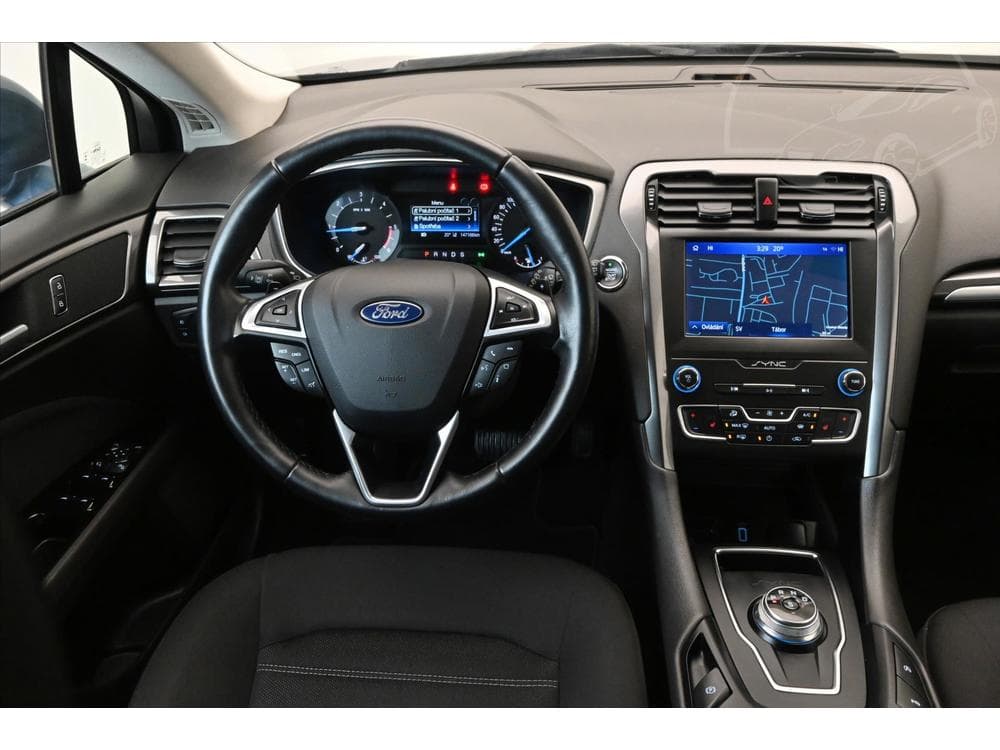 2020 Ford Mondeo - 19