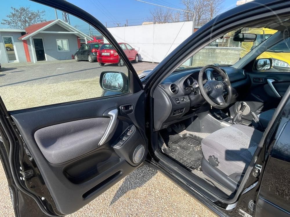 2005 Toyota Rav4 - 15