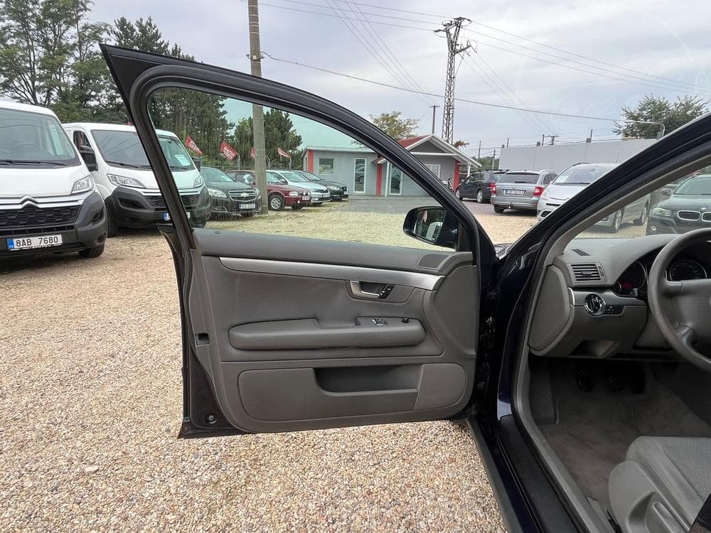 2002 Audi A4 - 9