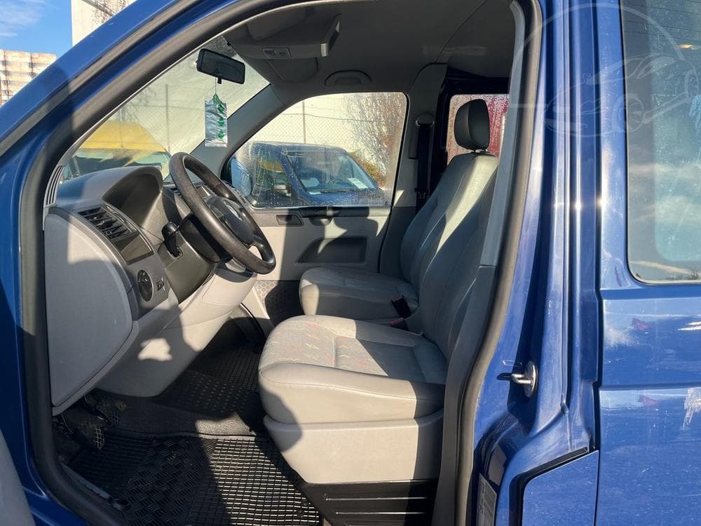 2007 Volkswagen CARAVELLE - 12