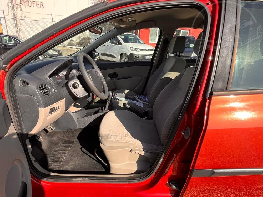 2006 Renault CLIO - 12