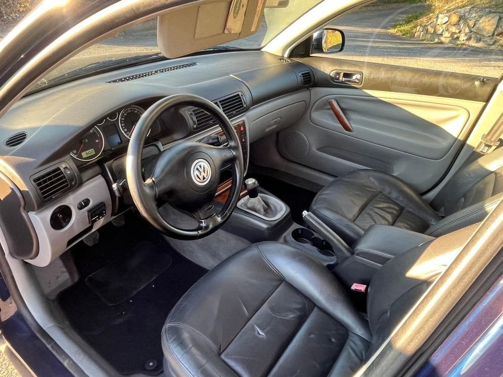 2001 Volkswagen PASSAT - 13