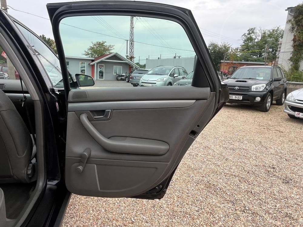 2002 Audi A4 - 18