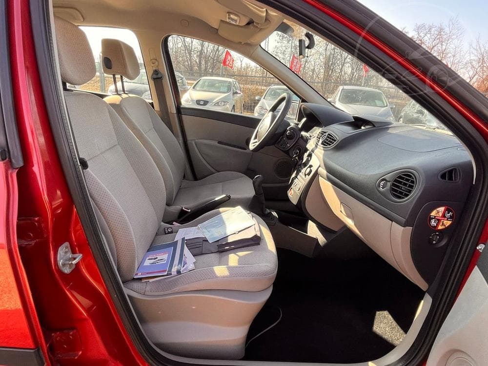 2006 Renault CLIO - 18
