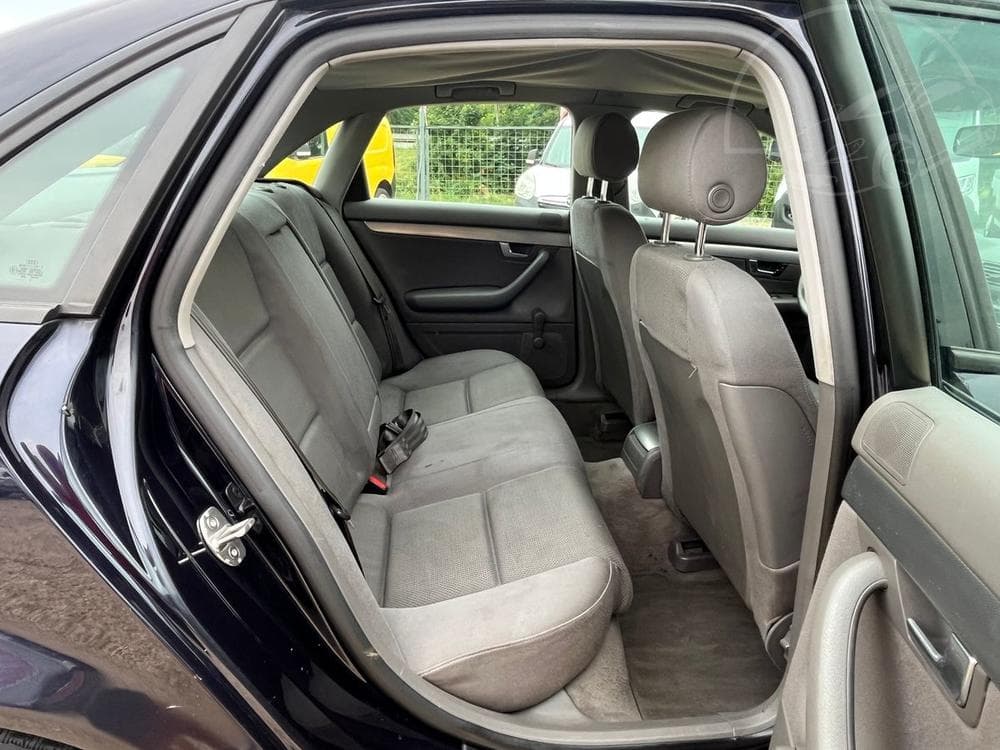 2002 Audi A4 - 19
