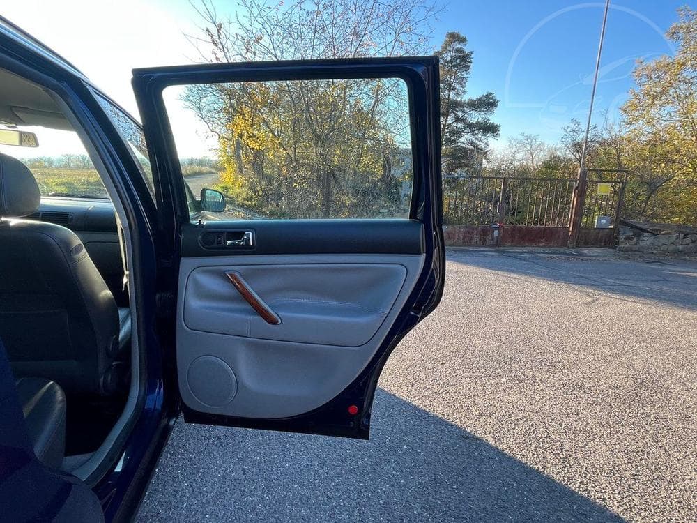 2001 Volkswagen PASSAT - 20