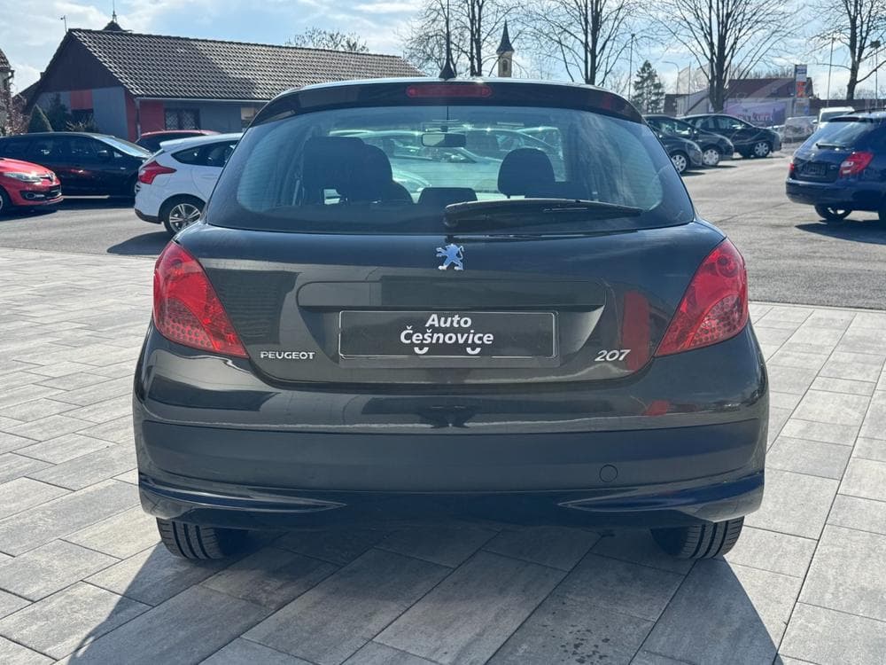 2008 Peugeot 207 - 6