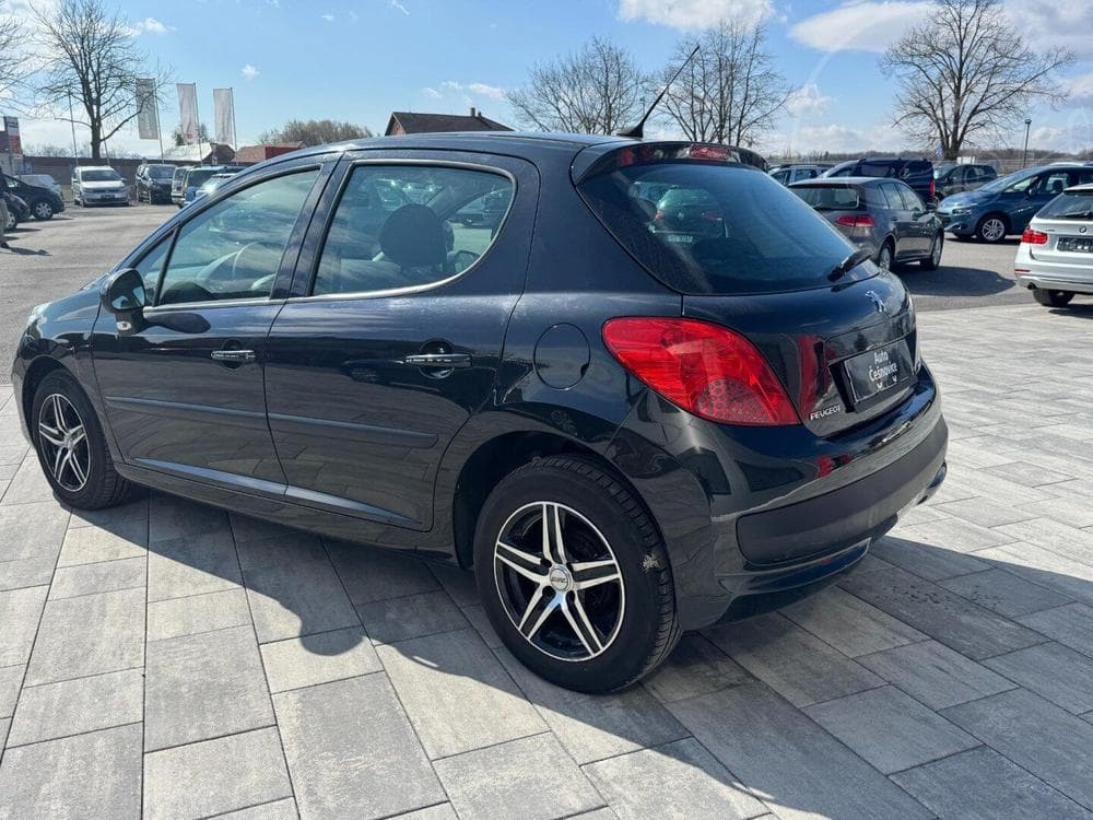 2008 Peugeot 207 - 7