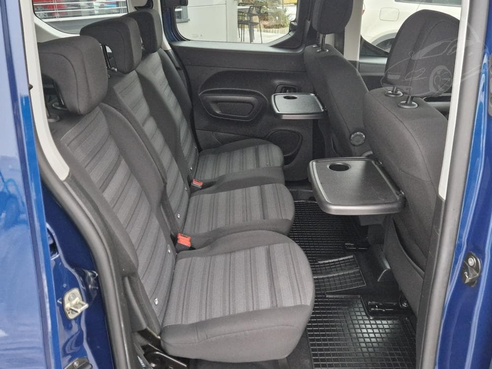 2021 Opel Combo - 11