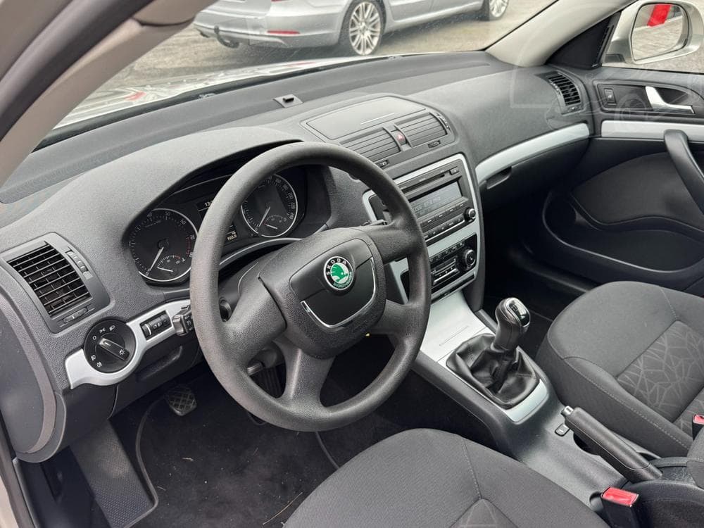 2011 Škoda OCTAVIA - 11