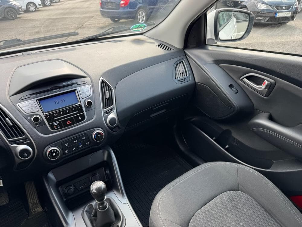 2012 Hyundai ix35 - 16