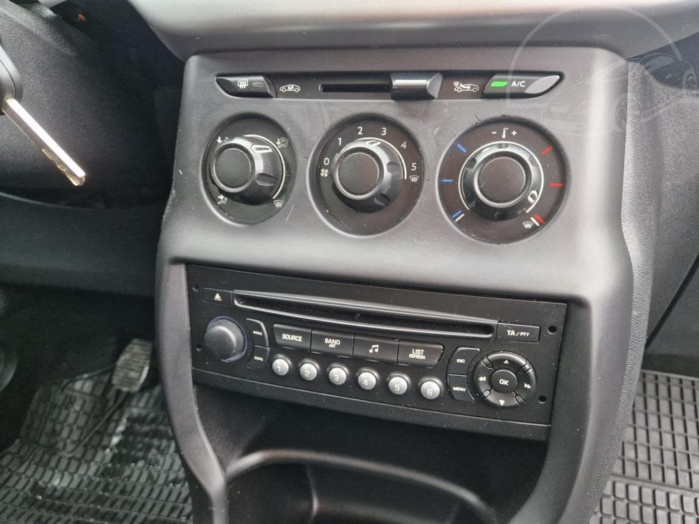 2010 Citroen C3 - 16