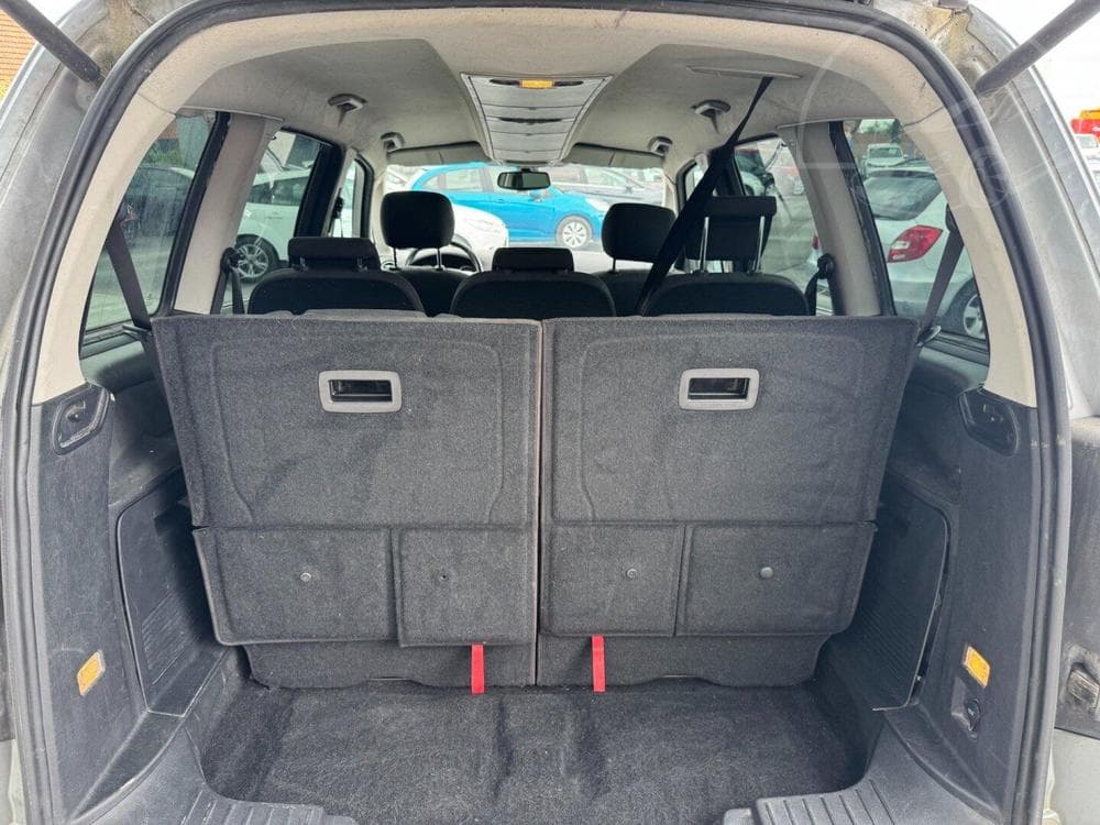 2008 Ford GALAXY - 18