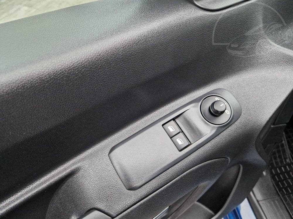 2021 Opel Combo - 19