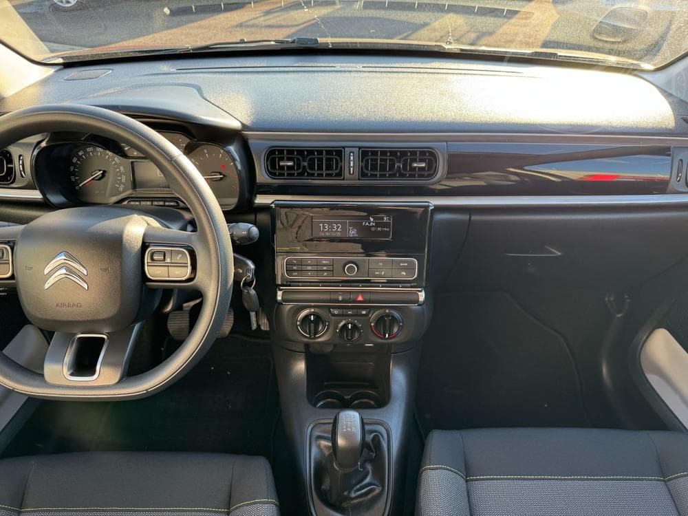 2017 Citroen C3 - 19