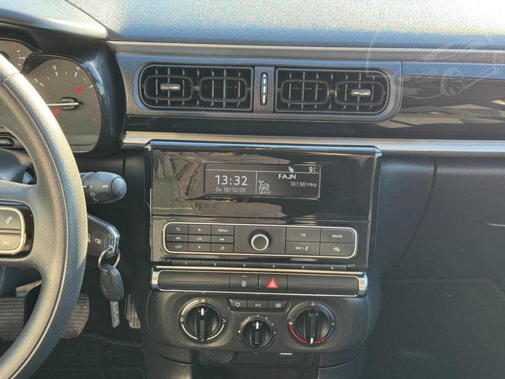 2017 Citroen C3 - 20
