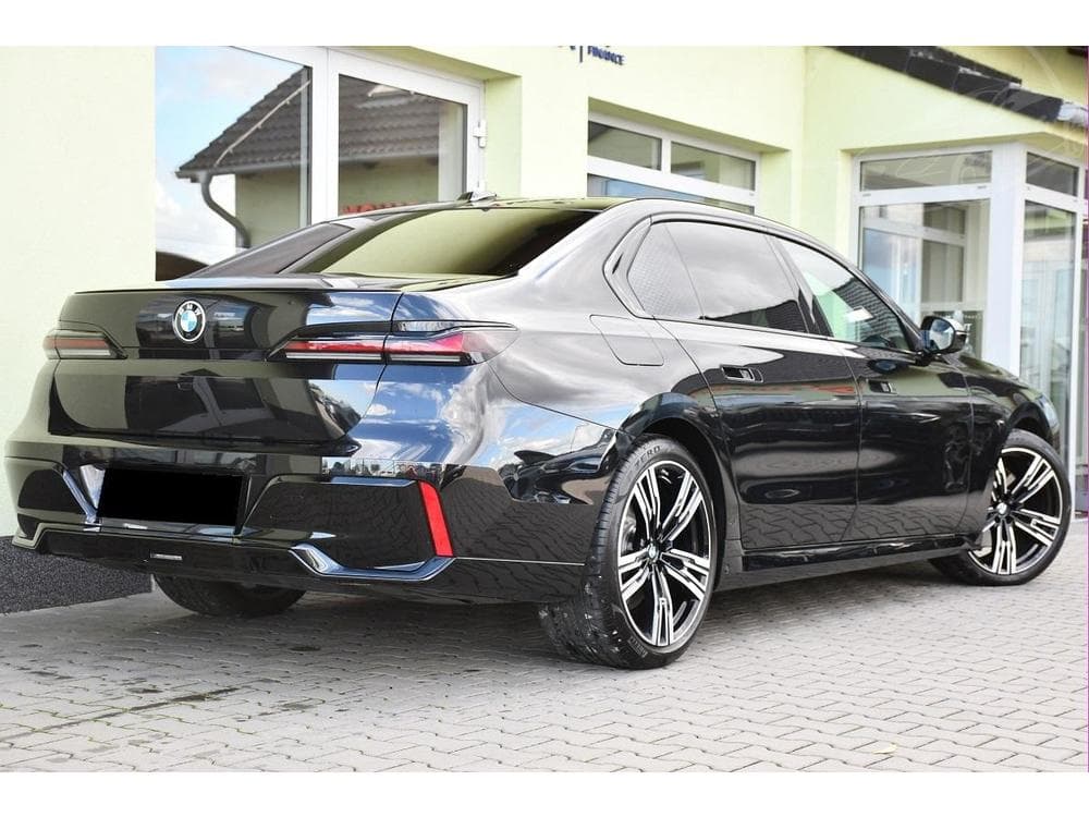 2024 BMW 7-SERIES - 10