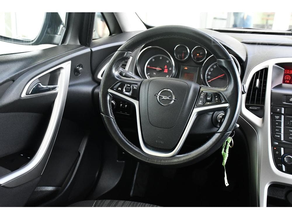 2011 Opel ASTRA - 6