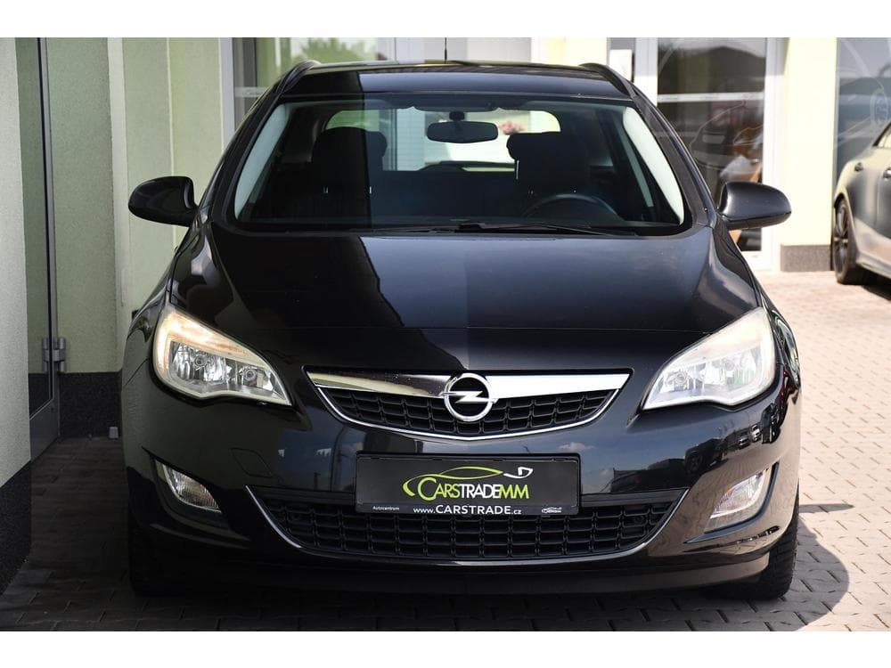 2011 Opel ASTRA - 9