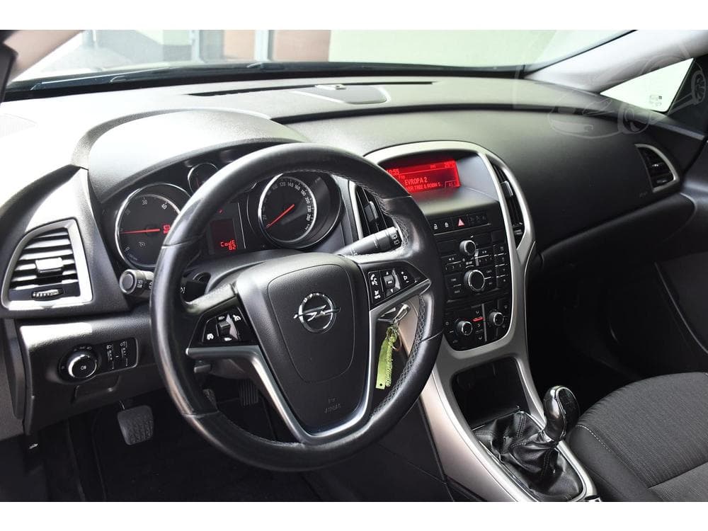 2011 Opel ASTRA - 15
