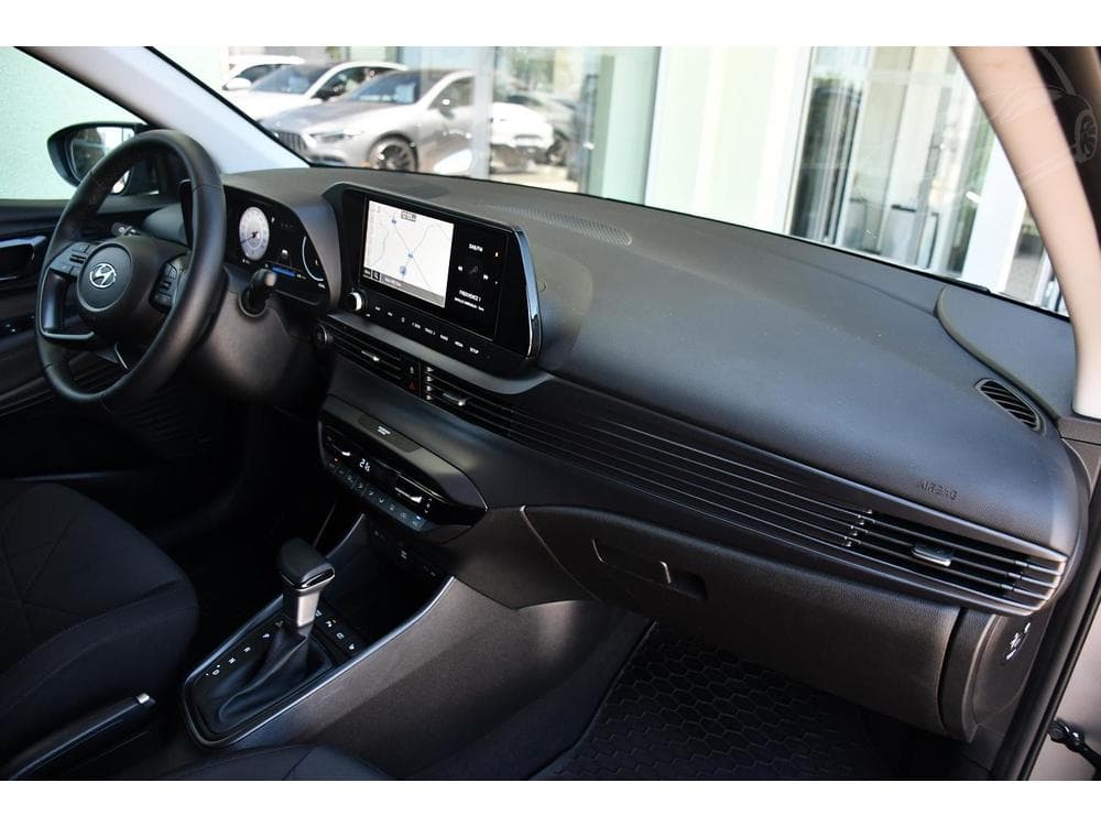 2023 Hyundai BAYON - 18