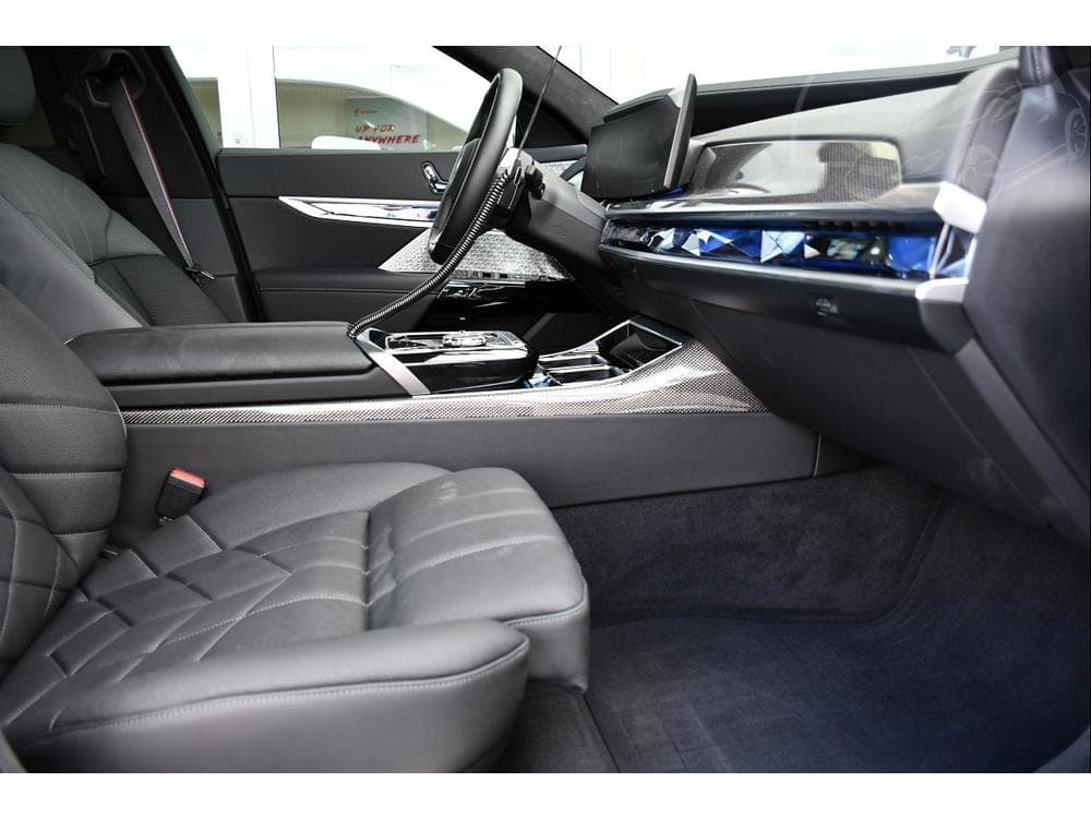 2024 BMW 7-SERIES - 52