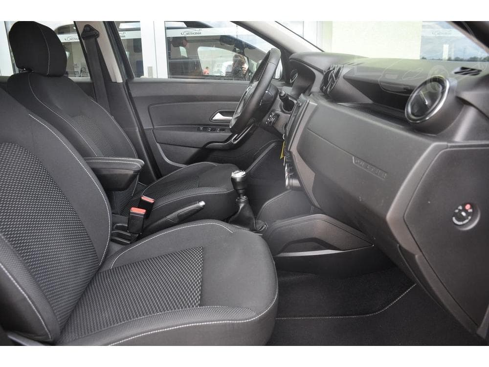 2018 Dacia Duster - 18