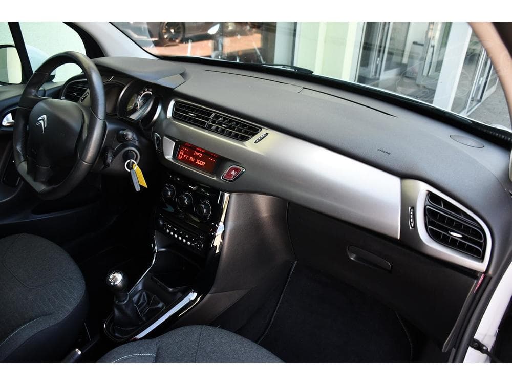 2016 Citroen C3 - 19