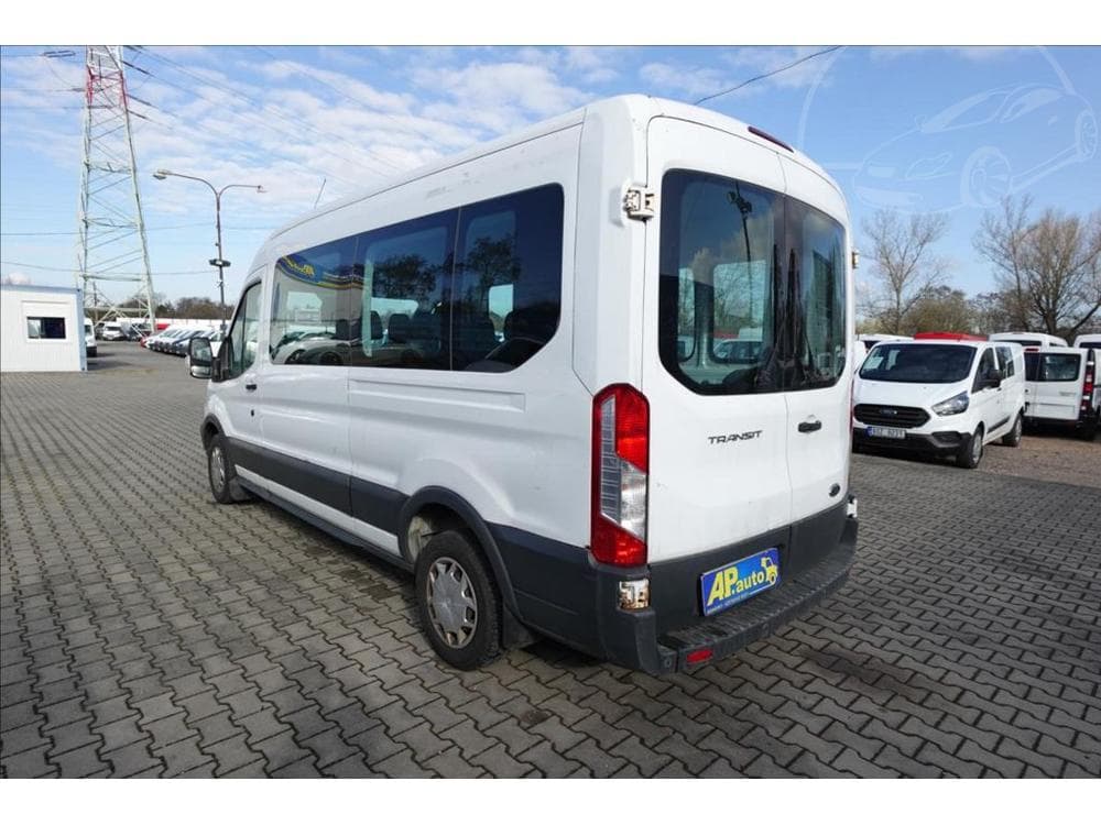 2017 Ford Transit - 11