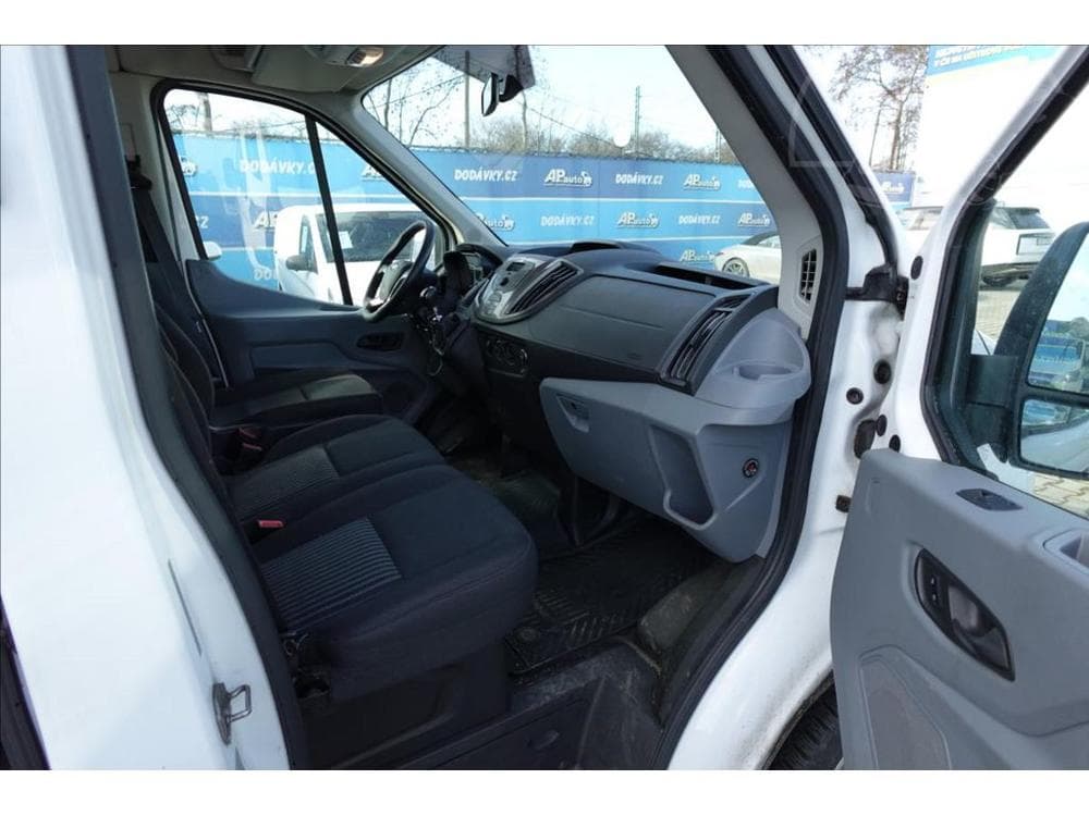 2017 Ford Transit - 15
