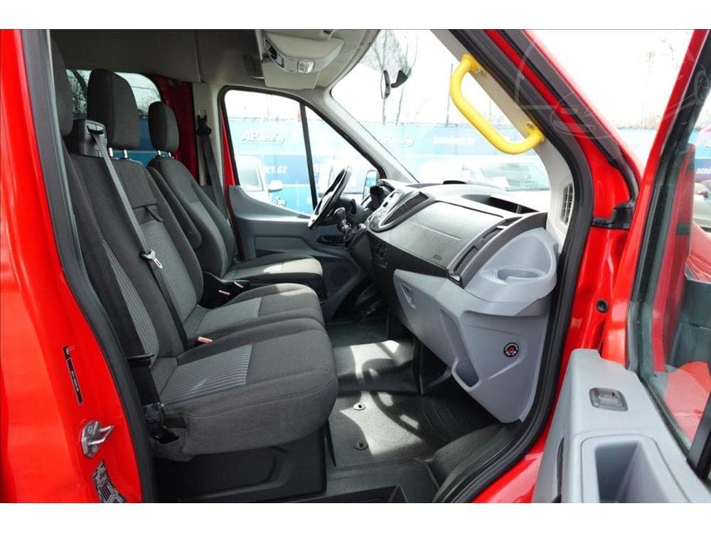 2019 Ford Transit - 17